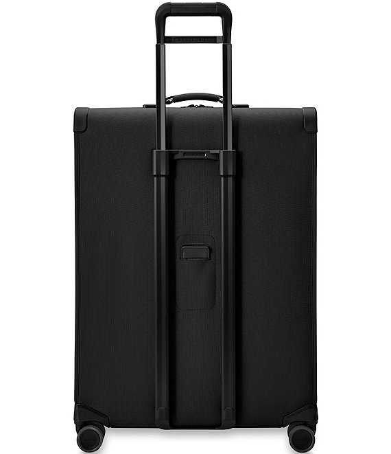 Baseline Extra Large Expandable Spinner Suitcase